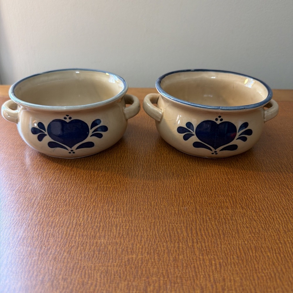 Vtg NCE 1986 Soup Crock Bowl Double Handle Heart Design Stoneware Blue Set 2